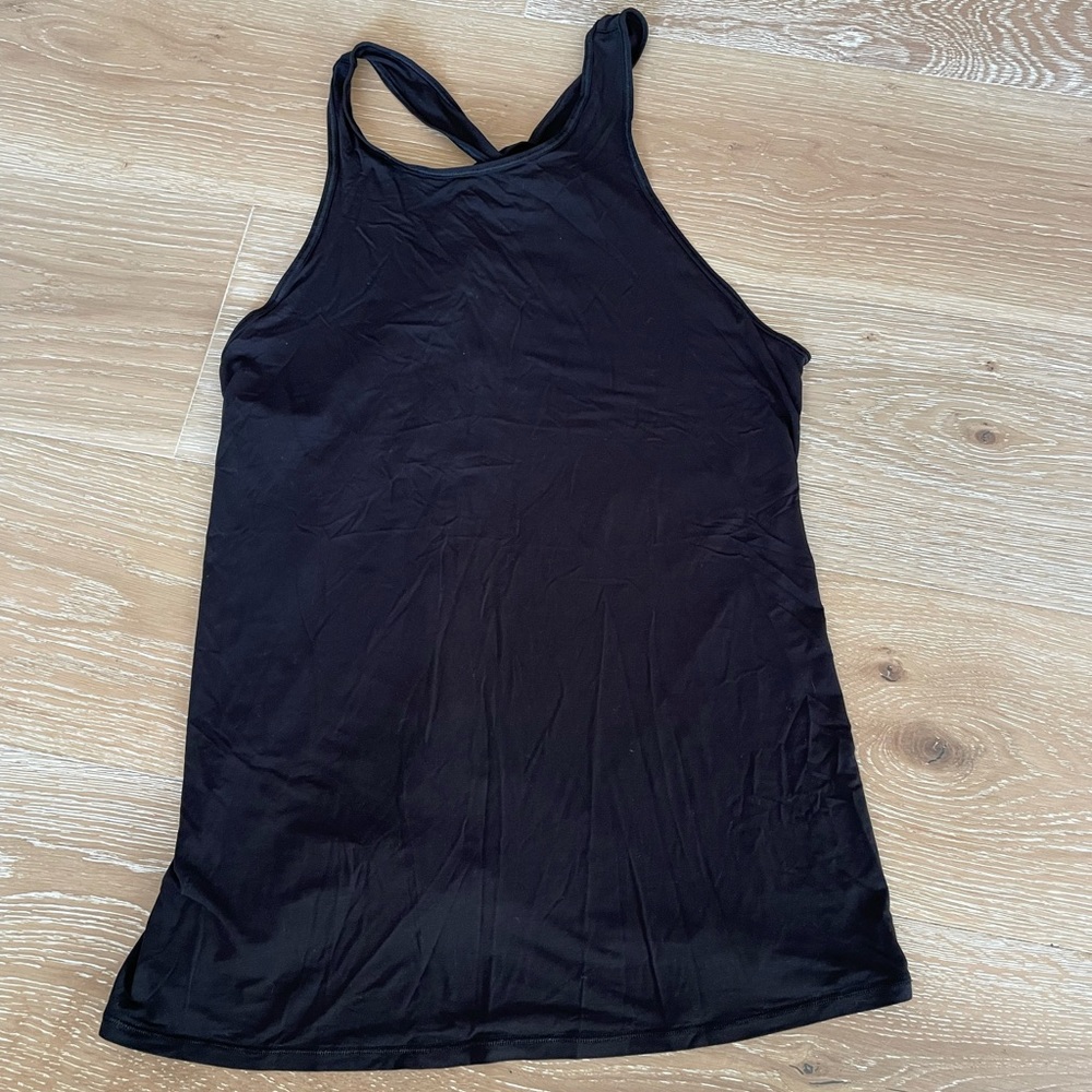 Lululemon crisscross back tank top